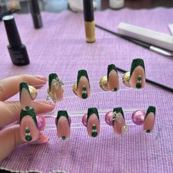 Julaine Nail Studio