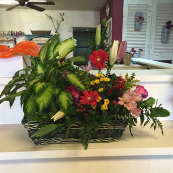 Olde Town Flower Shoppe - This is the beautiful arrangement they were able to come up with for me over the phone! - Florists Near Me - Arvada, Colorado