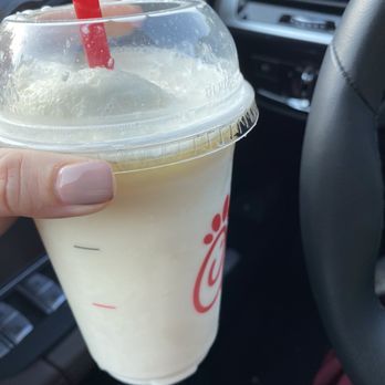 Chick-fil-A - Frosted Lemonade - Fast Food Near Me - Altamonte Springs, Florida