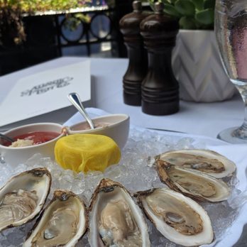 Atlantic Fish - MA oystas - Seafood Near Me - Boston, Massachusetts