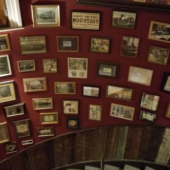 Merchant's Arch Bar - Spiral stairs. - Irish Near Me - Dublin, D Merchant's Arch Bar - Spiral stairs. - Irish Near Me - Dublin, D