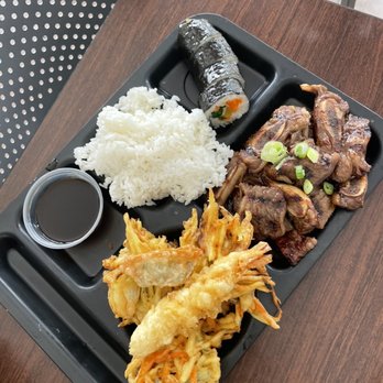 Go Go 7 - Kalbi beef doshirak w/ Korean pancake, shrimp tempura, rice, potsticker and gimbap - Korean Near Me - San Francisco, California