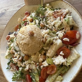 Life Alive Organic Cafe Central Square - Greek Tahini Salad - Vegetarian Near Me - Cambridge, Massachusetts