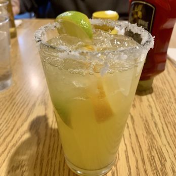 Cutthroat Tavern - Delicious margarita! - Burgers Near Me - Markleeville, California Cutthroat Tavern - Delicious margarita! - Burgers Near Me - Markleeville, California