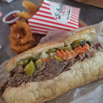 Portillo's Willowbrook - Big Roast Beef & Onion Rings - Burgers Near Me - Houston, Texas Portillo's Willowbrook - Big Roast Beef & Onion Rings - Burgers Near Me - Houston, Texas