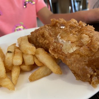 Evangeline Cuisine - Fish and chips - Seafood Near Me - Half Moon Bay, California