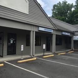 Squeaky Clean Laundromat