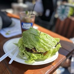 Big Dean's Ocean Front Cafe - Overpriced Sysco burger