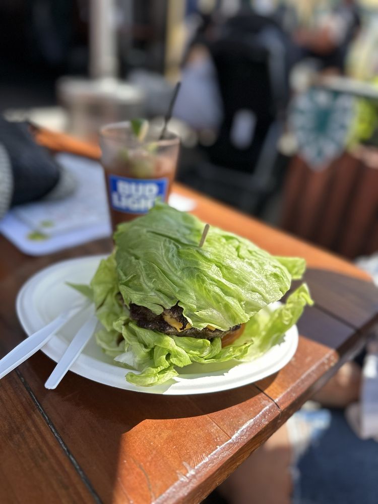 Big Dean's Ocean Front Cafe