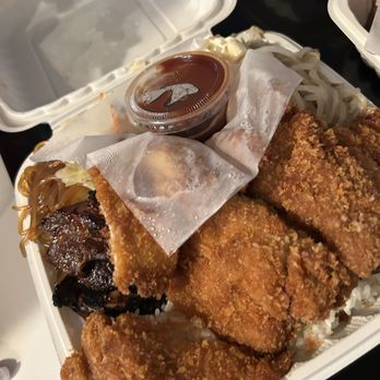 Pearl's Korean BBQ - Kalbi and chicken katsu combo plate - Korean Near Me - Ewa Beach, Hawaii Pearl's Korean BBQ - Kalbi and chicken katsu combo plate - Korean Near Me - Ewa Beach, Hawaii