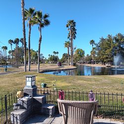 Rancho California Rv Resort Owners Association - This is the 3 hole tee off location in my back yard golfers wave always