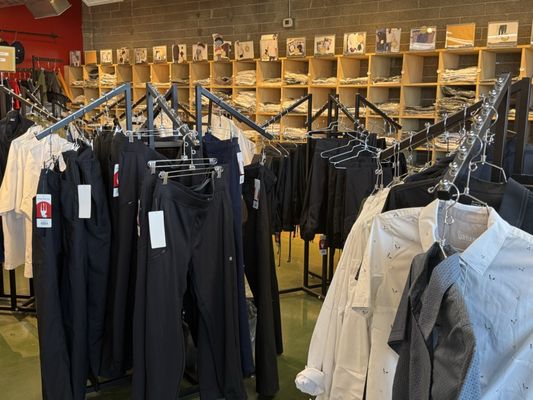 Phoenix Knife House by null