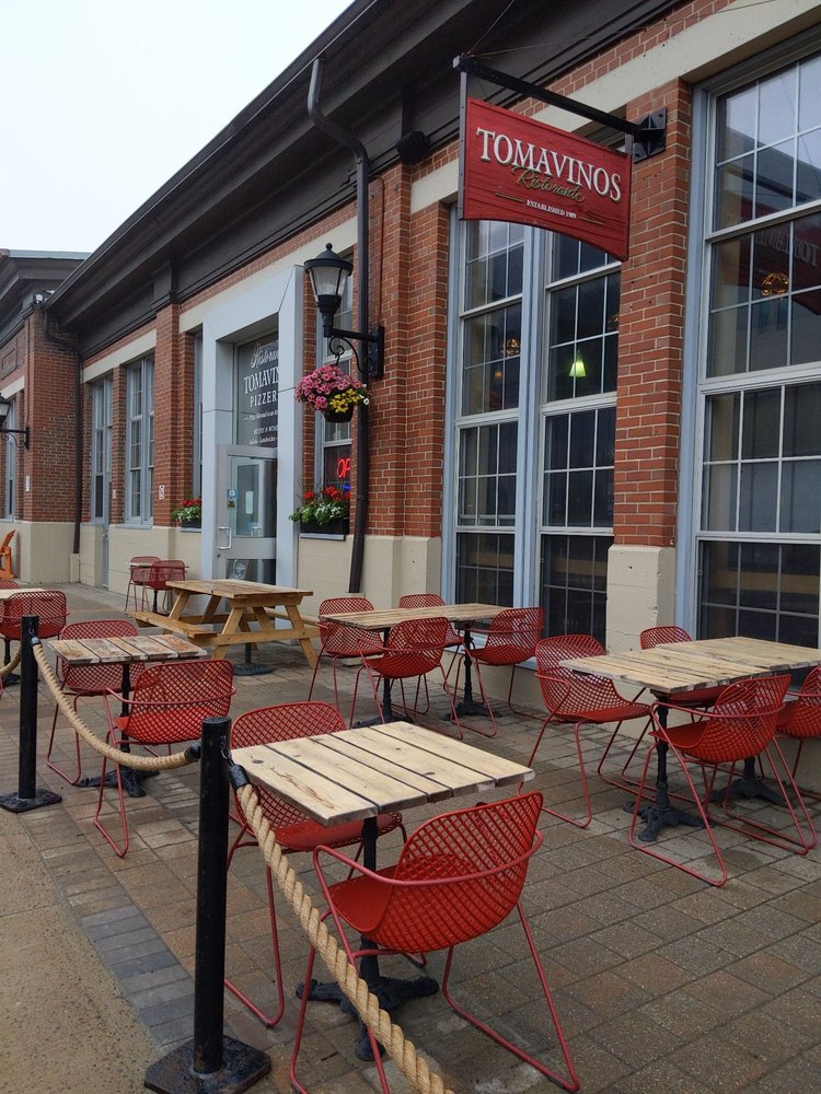 Tomavino's Pizzeria