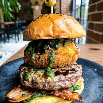Mu. Burgerhouse - Nadie Más Que Tu. DEEP FRIED BURRATA!! OMG!!! - Burgers Near Me - Cancún, ROO Mu. Burgerhouse - Nadie Más Que Tu. DEEP FRIED BURRATA!! OMG!!! - Burgers Near Me - Cancún, ROO