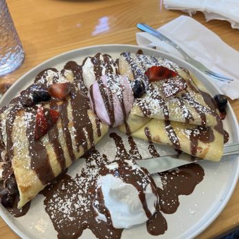 Popping Yolk Cafe - Berries Farm Crêpe - Breakfast & Brunch Near Me - Brea, California Popping Yolk Cafe - Berries Farm Crêpe - Breakfast & Brunch Near Me - Brea, California