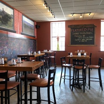 Uno Venti Pizzeria - Pizza Near Me - La Crosse, Wisconsin Uno Venti Pizzeria - Pizza Near Me - La Crosse, Wisconsin