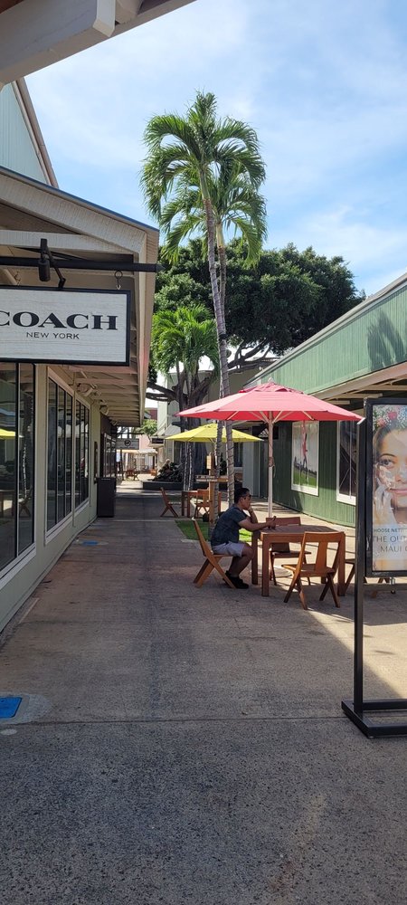 Lahaina Outlet Store