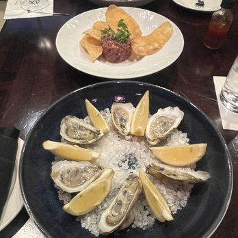 Thoroughbred Club - Oysters Beef TarTar - Bars Near Me - Charleston, South Carolina Thoroughbred Club - Oysters Beef TarTar - Bars Near Me - Charleston, South Carolina