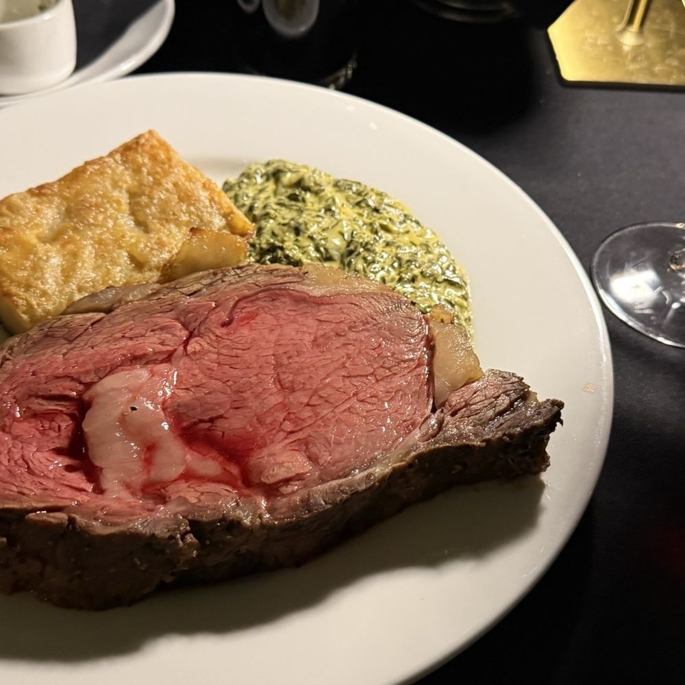 Prime Rib - The President's Cut, Creamed Spinach, and Au Gratin Potatoes. And a nice glass of Cab. - Seafood Near Me - Walnut Creek, California Prime Rib - The President's Cut, Creamed Spinach, and Au Gratin Potatoes. And a nice glass of Cab. - Seafood Near Me - Walnut Creek, California
