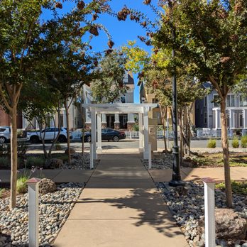 Earley Painting - Pergola and Address Posts - Painters Near Me - Concord, California Earley Painting - Pergola and Address Posts - Painters Near Me - Concord, California