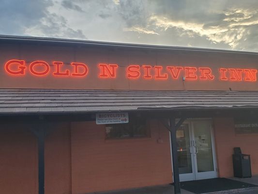 Gold 'N Silver Inn by null