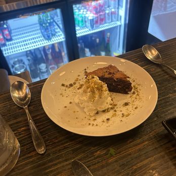 Wine & Growl - Orange chocolate baklava - Tapas/Small Plates Near Me - Portland, Oregon Wine & Growl - Orange chocolate baklava - Tapas/Small Plates Near Me - Portland, Oregon