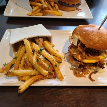 Prime 16 - Little Pickle Vegetarian Sandwich - Burgers Near Me - New Haven, Connecticut Prime 16 - Little Pickle Vegetarian Sandwich - Burgers Near Me - New Haven, Connecticut