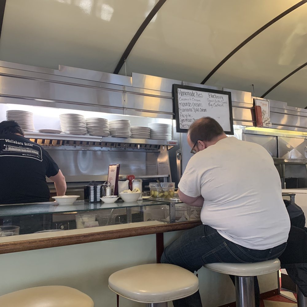 Wellsboro Diner - Man eating next to open food - Diners Near Me - Wellsboro, Pennsylvania Wellsboro Diner - Man eating next to open food - Diners Near Me - Wellsboro, Pennsylvania