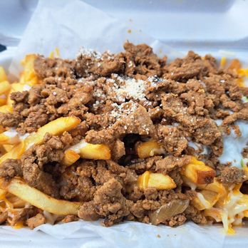 Bravos Taco Shop - Carne asada fries half order - Mexican Near Me - Sacramento, California