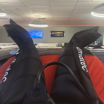 Real Deal Wellness - Leg Compression Therapy - Cryotherapy Near Me - San Diego, California Real Deal Wellness - Leg Compression Therapy - Cryotherapy Near Me - San Diego, California