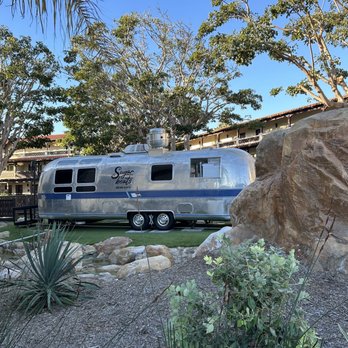 Sugar Beats - an airstream parked in front of a house - Breakfast & Brunch Near Me - Oxnard, California