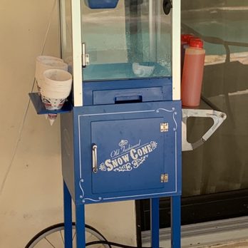 Just Bounce Miami - Snowcone machine! So cute and the kids really enjoyed this. - Bounce House Rentals Near Me Just Bounce Miami - Snowcone machine! So cute and the kids really enjoyed this. - Bounce House Rentals Near Me