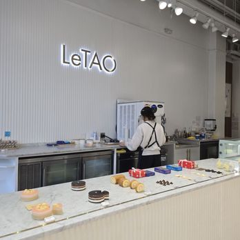 LeTAO - Instore display - Themed Cafes Near Me - Bellevue, Washington LeTAO - Instore display - Themed Cafes Near Me - Bellevue, Washington