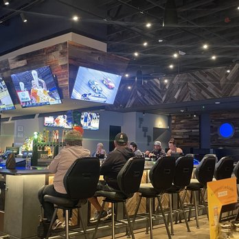 Flowing Tide Pub 8 - Sports Bars Near Me - Las Vegas, Nevada