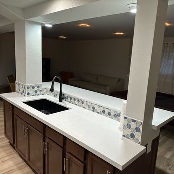 ID Builder Construction - Custom Island beautifully done with GFIs - General Contractors Near Me - Federal Way, Washington ID Builder Construction - Custom Island beautifully done with GFIs - General Contractors Near Me - Federal Way, Washington