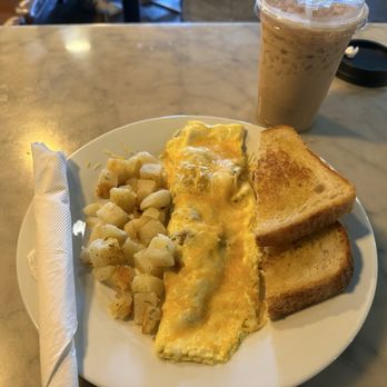 Commonwealth Coffeehouse & Bakery - French Omelette - Coffee & Tea Near Me - San Antonio, Texas