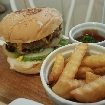 Secret Haven - Yummy burger - Cafes Near Me - Noveleta, CAV