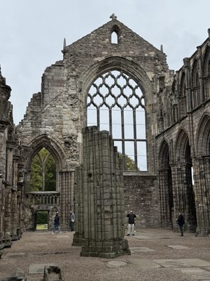 Palace of Holyroodhouse by null
