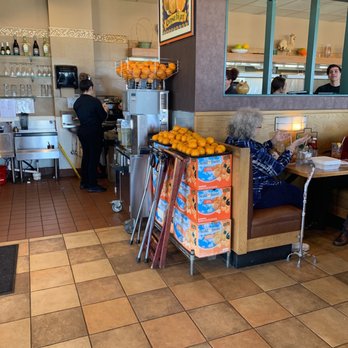 Honey-Jam Cafe - Fresh orange juice machine - Breakfast & Brunch Near Me - Naperville, Illinois
