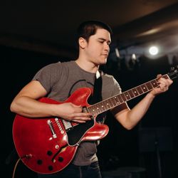 Jonny Akamu Music Lesson