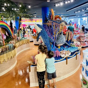 IT'SUGAR - Candy Stores Near Me - Honolulu, Hawaii IT'SUGAR - Candy Stores Near Me - Honolulu, Hawaii