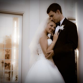 Atlantic Portrait Studios - Photographers Near Me - Grasonville, Maryland