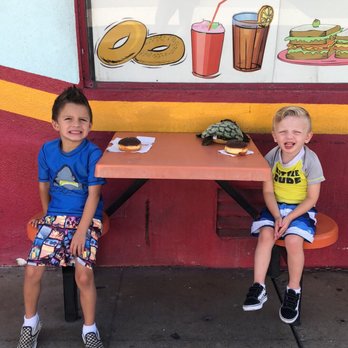 Doughnut Hut - Donuts Near Me - Burbank, California