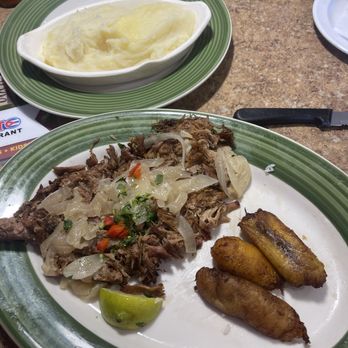 Romeito Cuban Restaurant - Lechon Asado with plantains and mashed pototos - Cuban Near Me - Olathe, Kansas Romeito Cuban Restaurant - Lechon Asado with plantains and mashed pototos - Cuban Near Me - Olathe, Kansas
