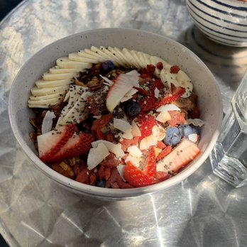 Beloved Cafe - Healthy Glow Bowl - Coffee & Tea Near Me - San Francisco, California