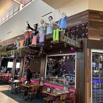 Dadeland Mall - Mexican Restaurant - Shopping Centers Near Me - Miami, Florida Dadeland Mall - Mexican Restaurant - Shopping Centers Near Me - Miami, Florida