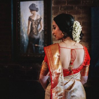Perfect Saree Draping By Chhavi - Traditional Clothing Near Me Perfect Saree Draping By Chhavi - Traditional Clothing Near Me