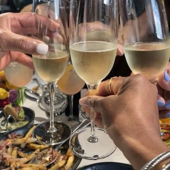 Whiskey Bird - Complimentary champagne for my a birthday toast! - New American Near Me - Atlanta, Georgia