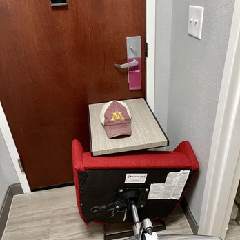 Hampton Inn Quincy - This is what we did in the second room we were given. - Hotels Near Me - Quincy, Florida Hampton Inn Quincy - This is what we did in the second room we were given. - Hotels Near Me - Quincy, Florida