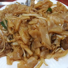 Beef chow fun
